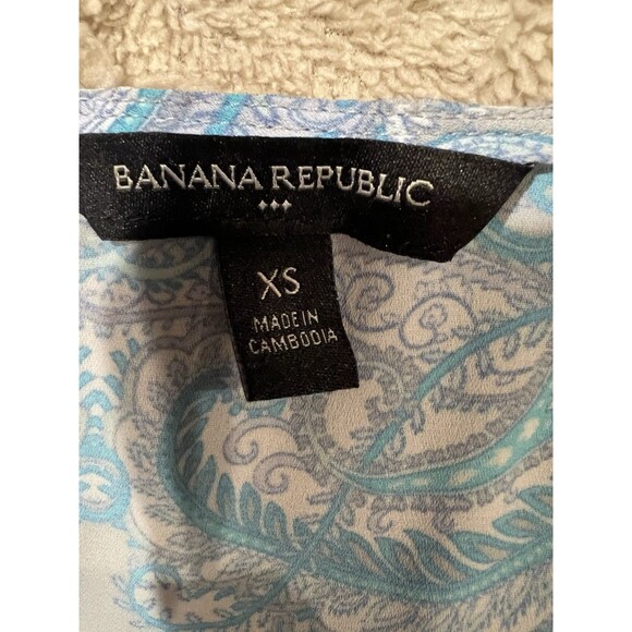 Banana Republic paisley tank top With V- Neck Ruffle In Blues Size XS - Picture 5 of 5
